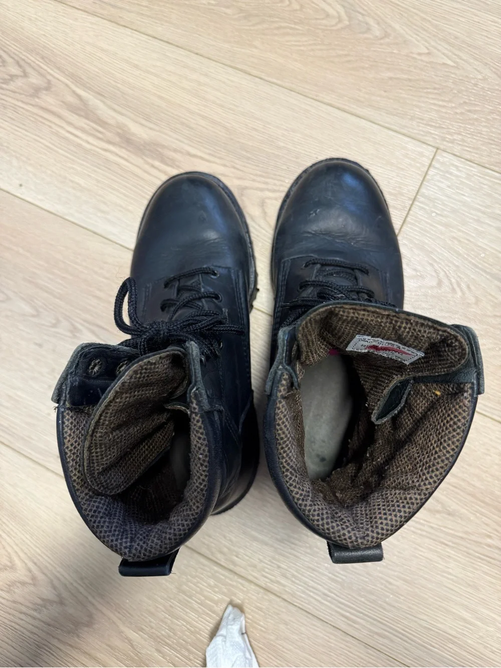 Red Wing vtg red